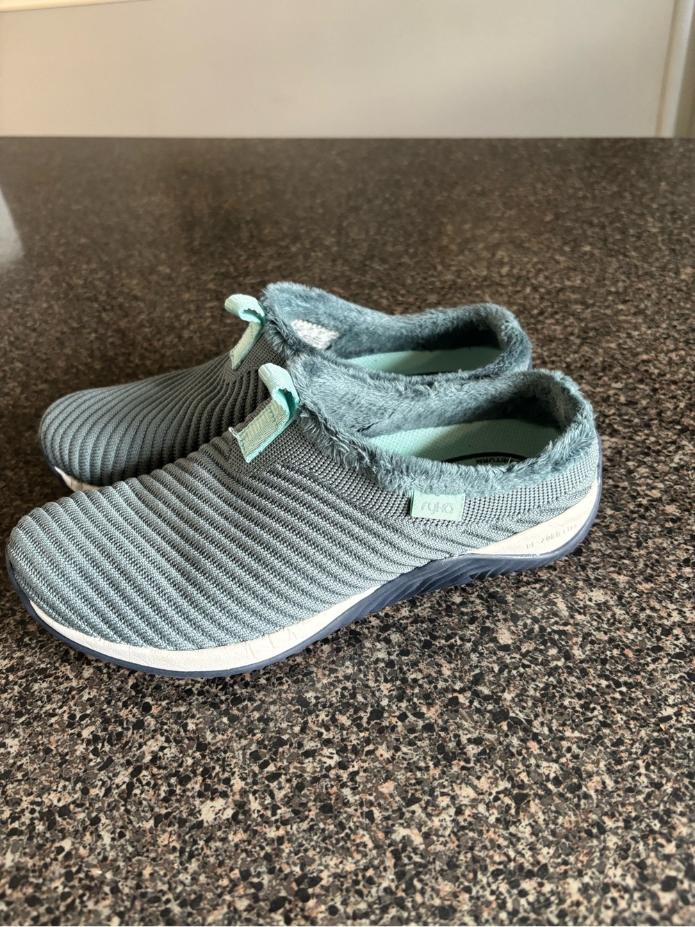 Ryka Teal Knit Slip-On Mule with Faux-Fur Trim Size 6 Wide